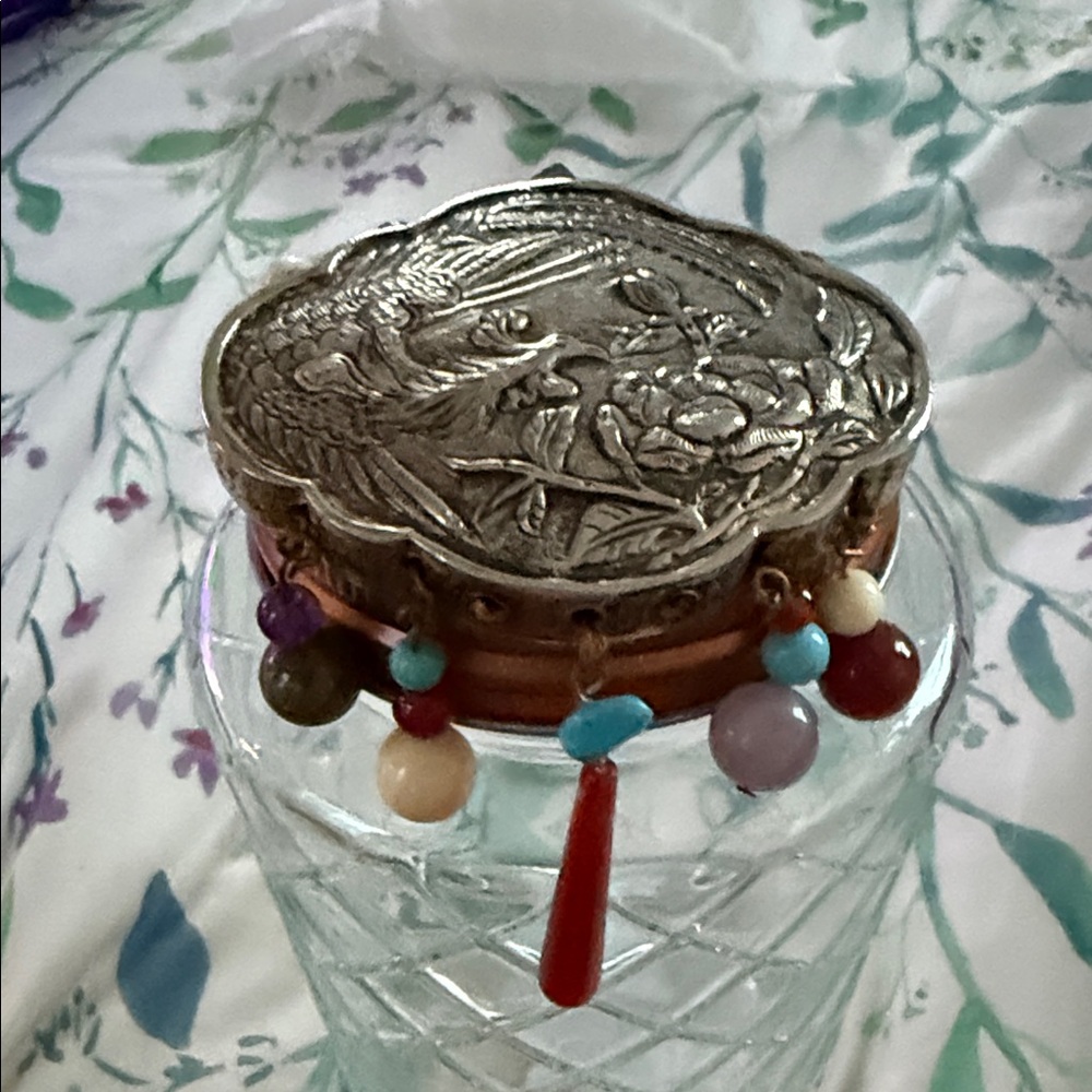 Decorative Multicolor Beaded Women’s Accessory with Engraved Silver-Tone Lid